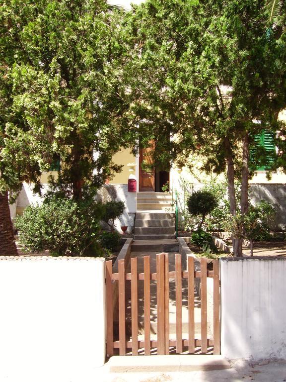 Villa Residenza Via Roma 3 La Maddalena  Zimmer foto